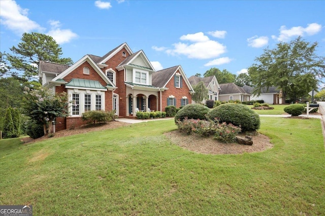 view of front of house featuring a front yard