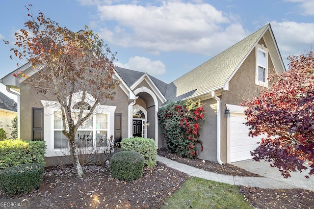 view of front of house featuring a garage