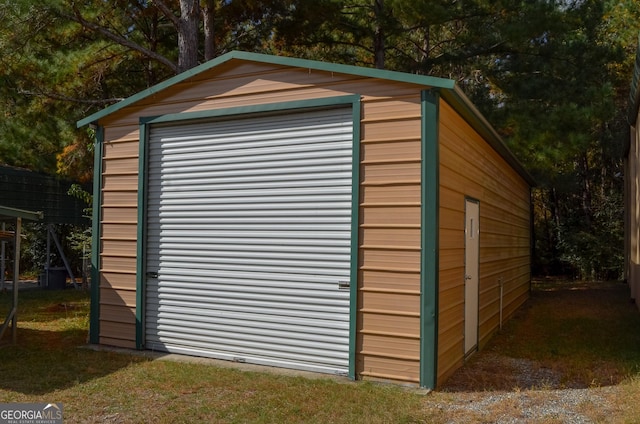 view of outbuilding