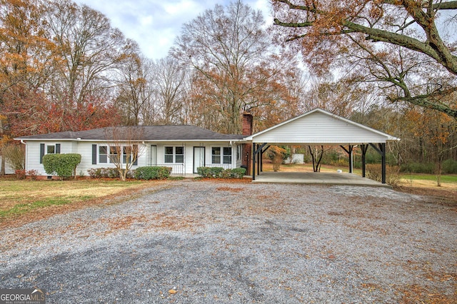 ranch-style house featuring a porch