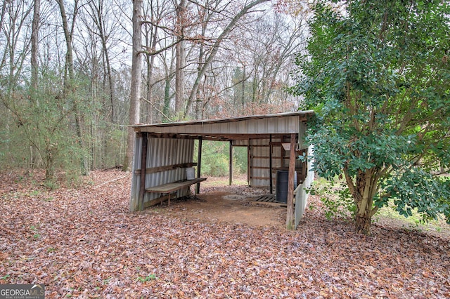 view of outdoor structure featuring a carport