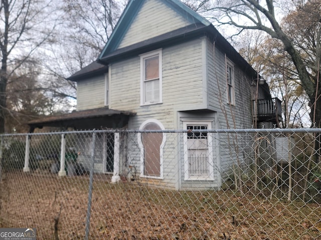 view of front facade