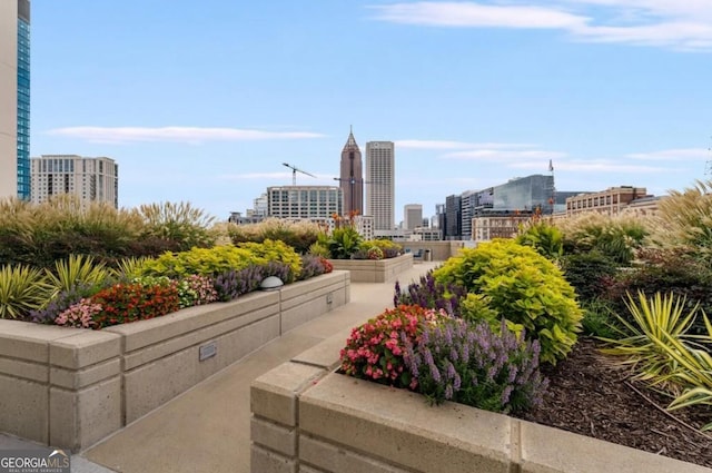 view of home's community featuring a city view