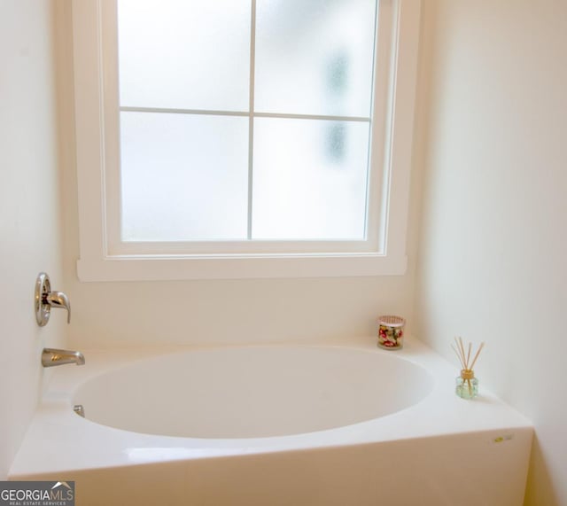 bathroom featuring a bathtub