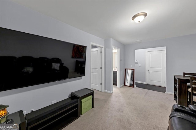 living room with carpet