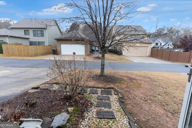 view of yard with a garage