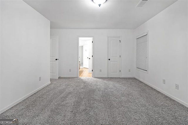 empty room with carpet