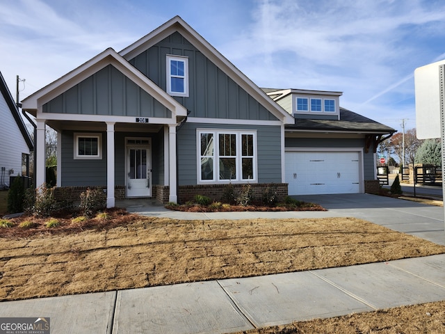 craftsman-style home with a garage