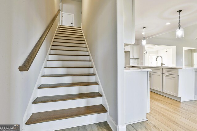 spacious closet with wood-type flooring