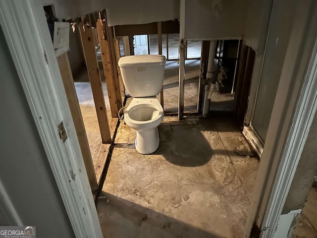 bathroom featuring toilet