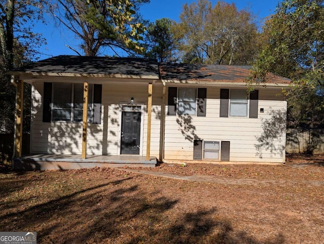 view of front of home featuring covered porch