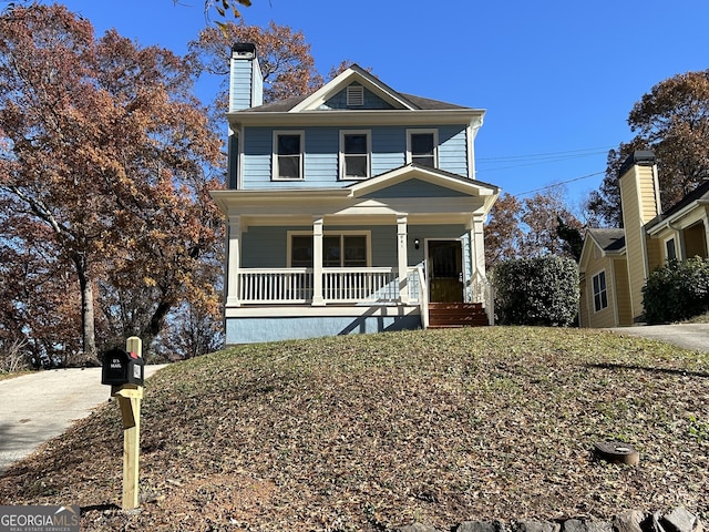 view of front facade featuring a porch