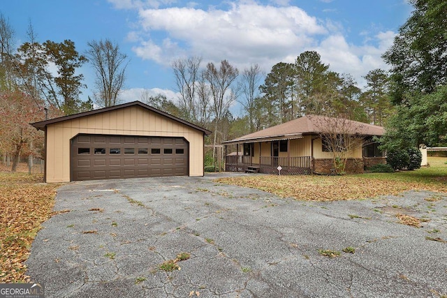 view of front of home with covered porch