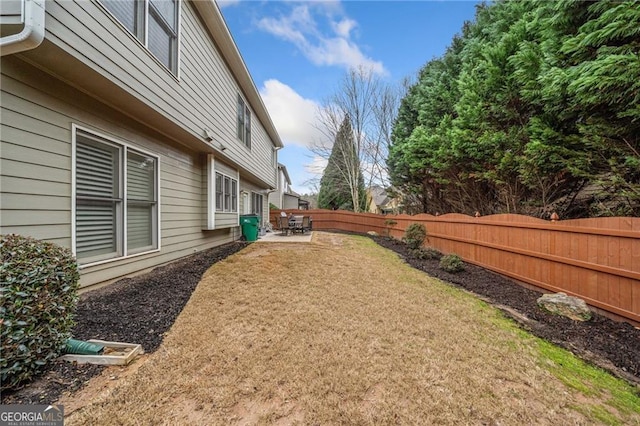 view of yard with a patio