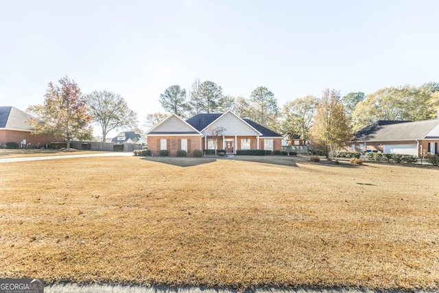 view of front of house with a front yard