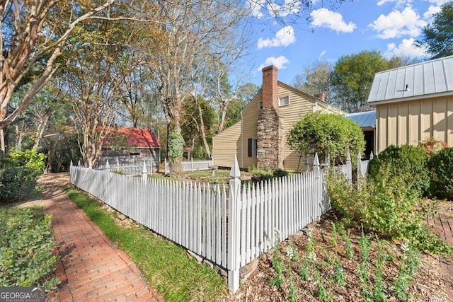 view of home's exterior