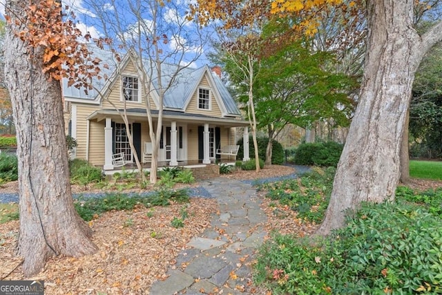 view of front of property with a porch