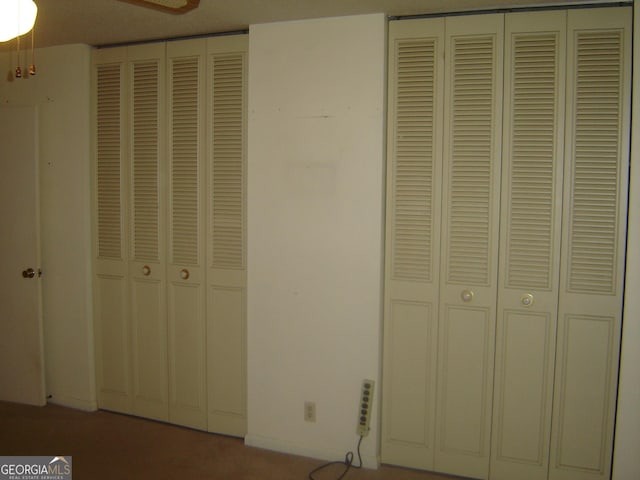 unfurnished bedroom featuring ceiling fan