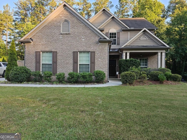 view of front of house with a front yard