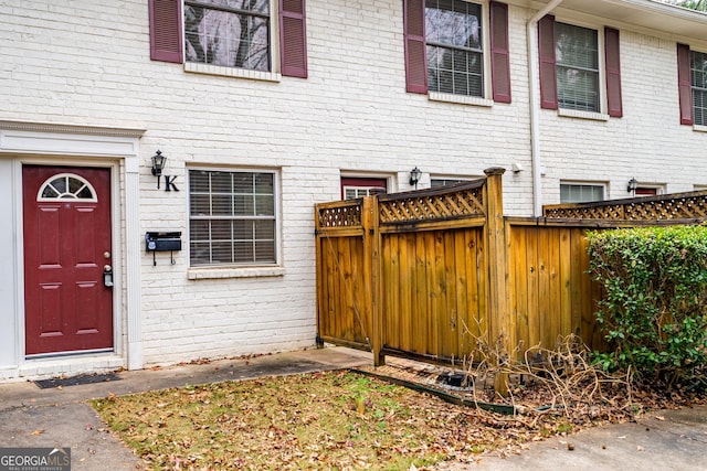 view of property entrance