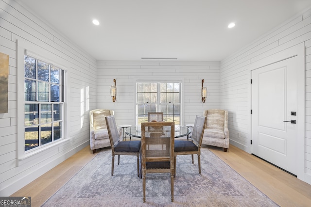 dining room with light hardwood / wood-style flooring