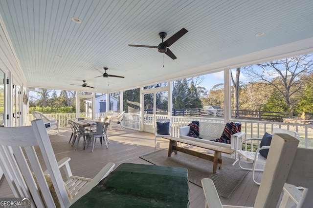 view of patio with ceiling fan