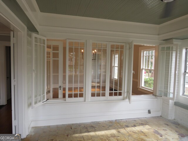 view of unfurnished sunroom