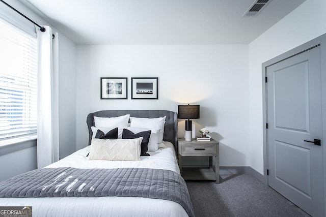 bedroom featuring carpet floors