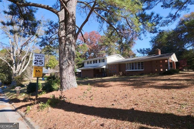 view of front of property