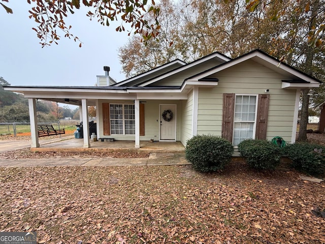 view of front of home featuring covered porch