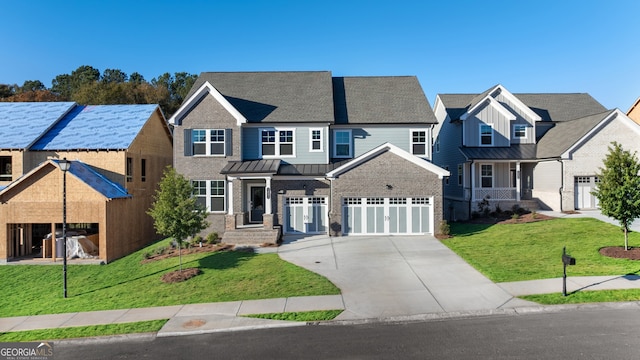 view of front facade featuring a front yard