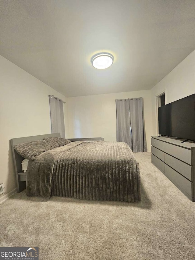 bedroom with carpet flooring