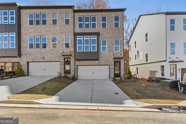 multi unit property with a garage