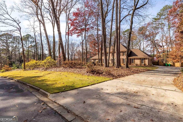 exterior space with a lawn