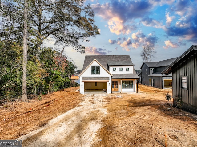 view of front of property