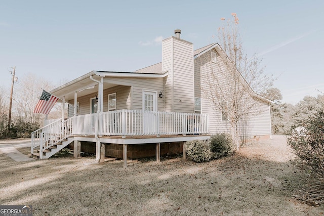 view of front of house featuring covered porch