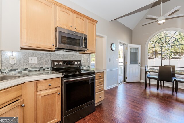 kitchen with black fridge with ice dispenser, dark wood-type flooring, sink, light brown cabinets, and dishwasher