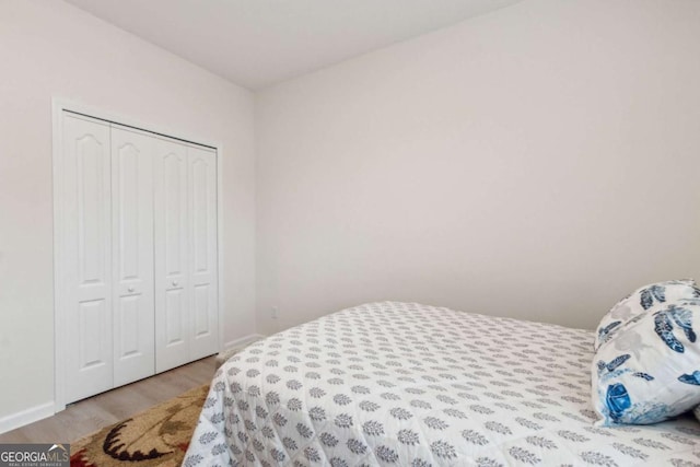 bedroom with a closet
