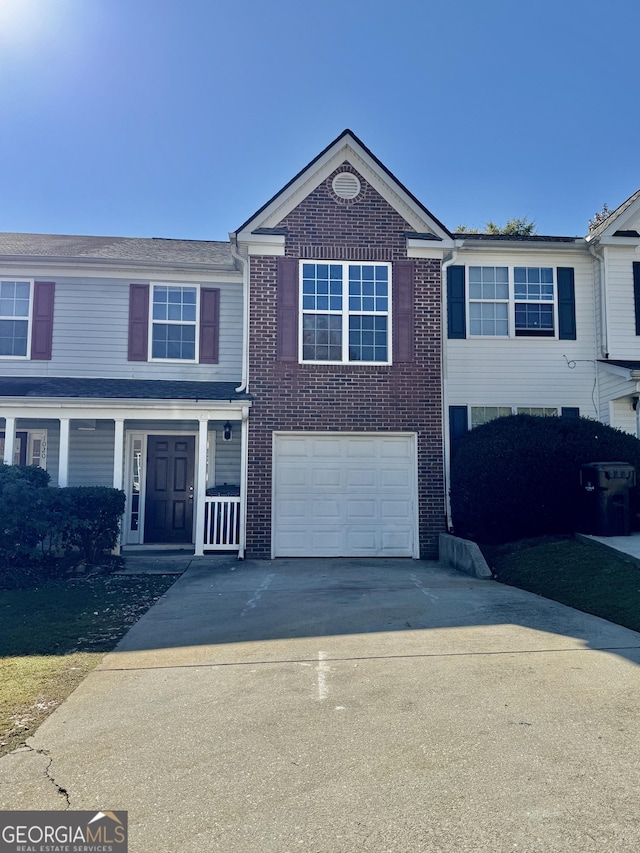 view of front of house featuring a garage