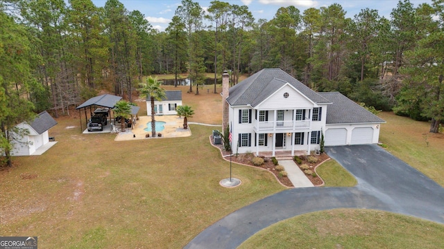 exterior space featuring a front yard