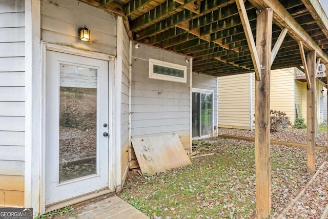 view of property entrance