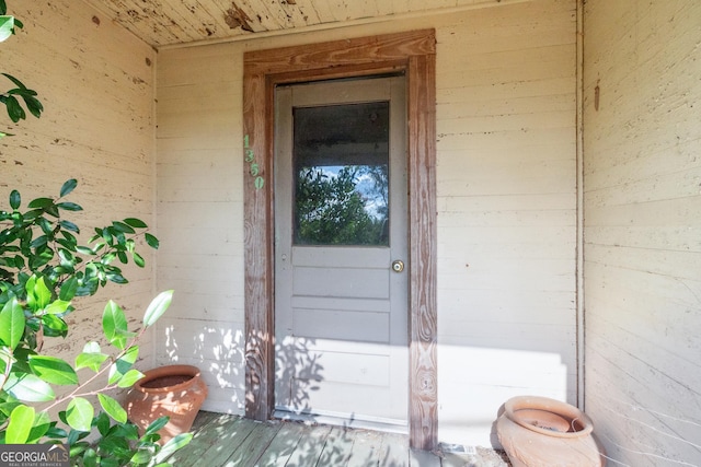 view of entrance to property