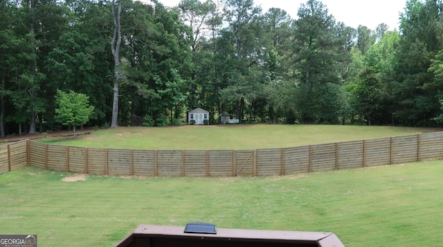 view of yard with a shed