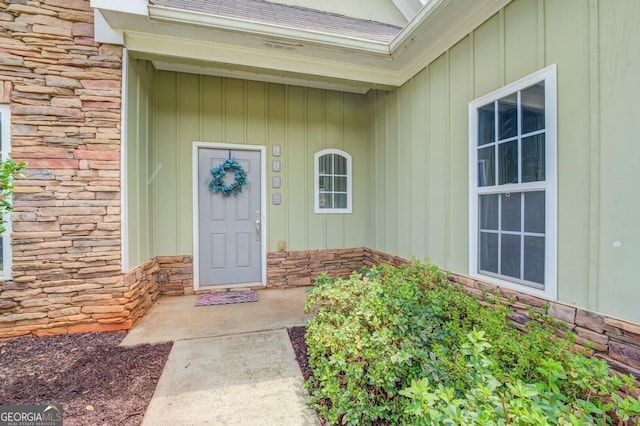 view of doorway to property