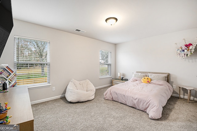 bedroom featuring carpet floors