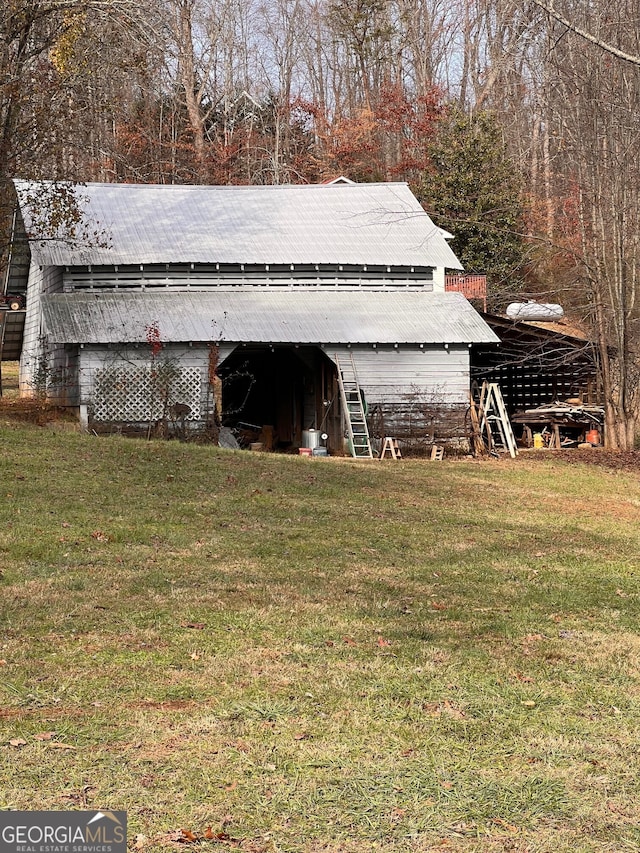 view of outbuilding