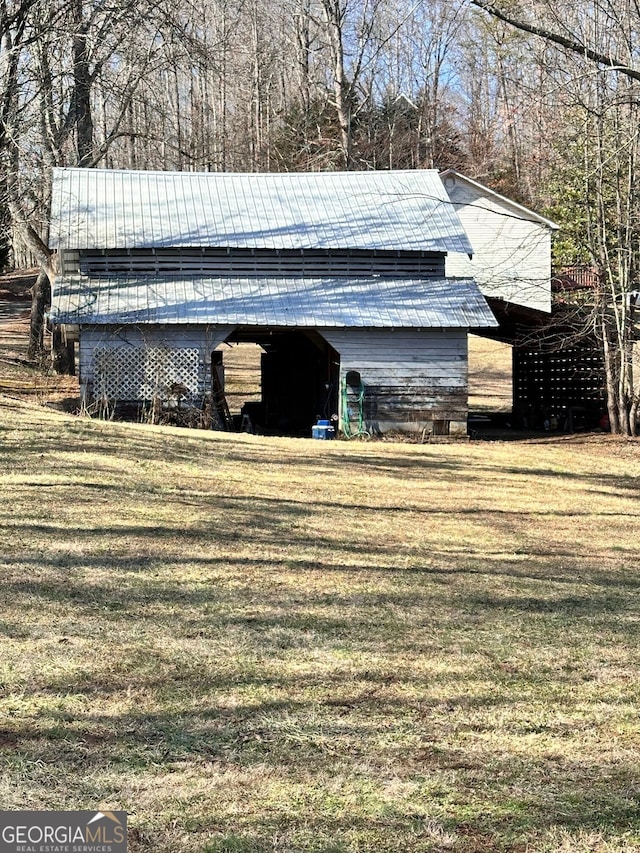 view of outdoor structure