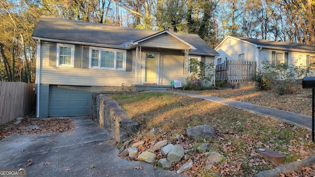 view of front facade with a garage