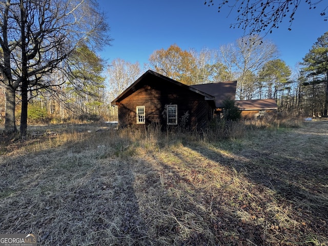 view of side of property