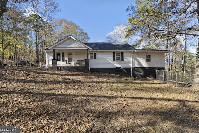 view of front of home featuring covered porch